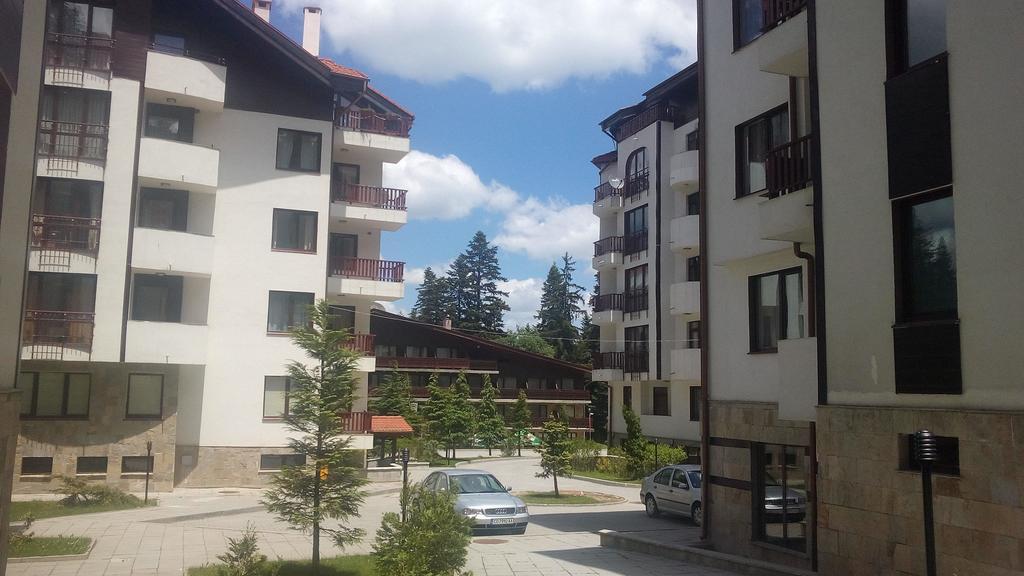 بوروفتس Apart Hotel Flora Residence Daisy المظهر الخارجي الصورة