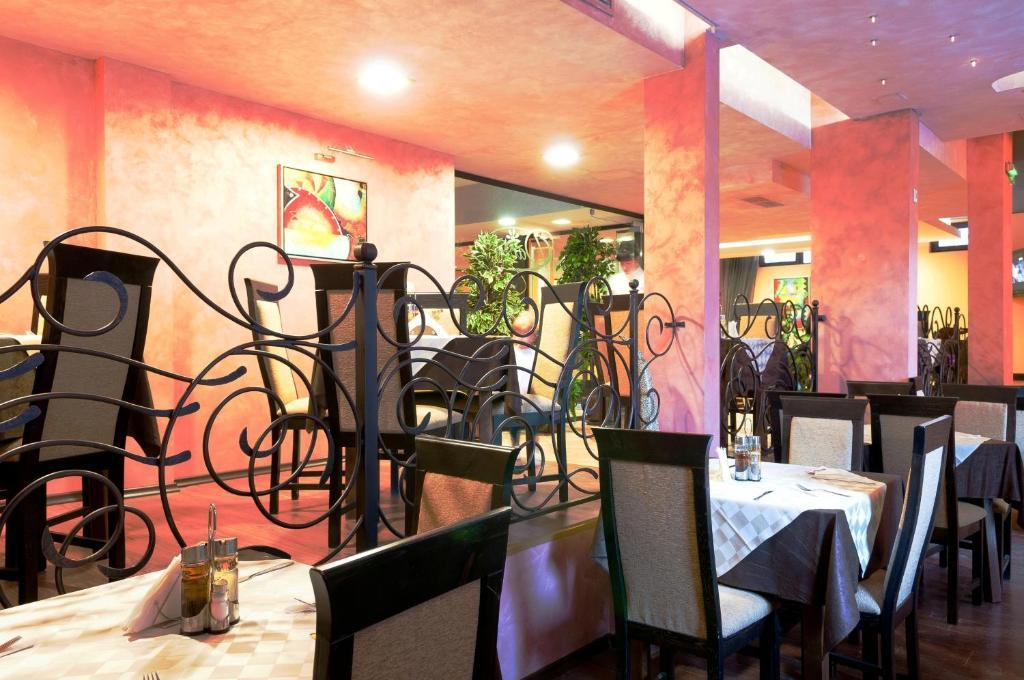 بوروفتس Apart Hotel Flora Residence Daisy المظهر الخارجي الصورة