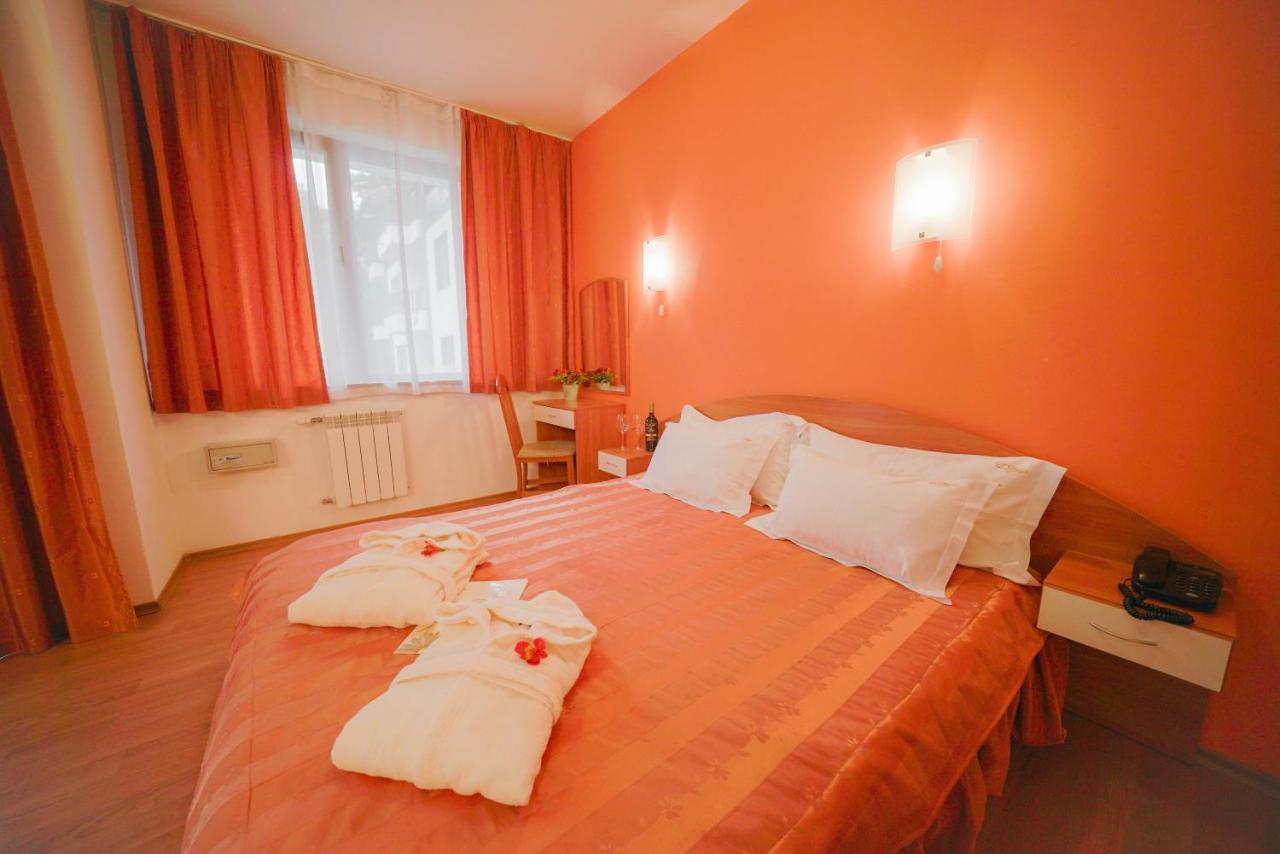 بوروفتس Apart Hotel Flora Residence Daisy المظهر الخارجي الصورة
