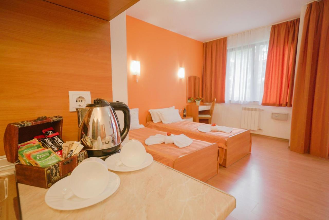 بوروفتس Apart Hotel Flora Residence Daisy المظهر الخارجي الصورة